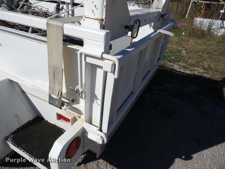image for item AG9330 1985 Supreme pole trailer
