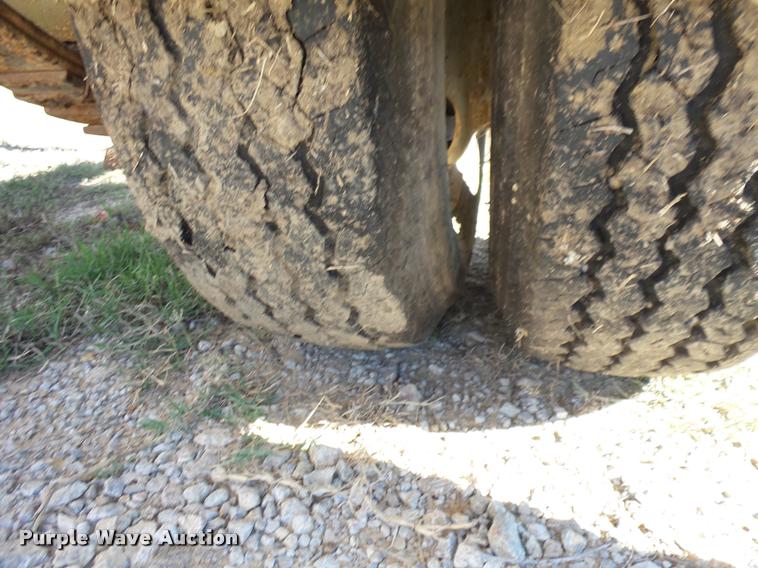 image for item AG9331 2001 Rob telescoping pole trailer