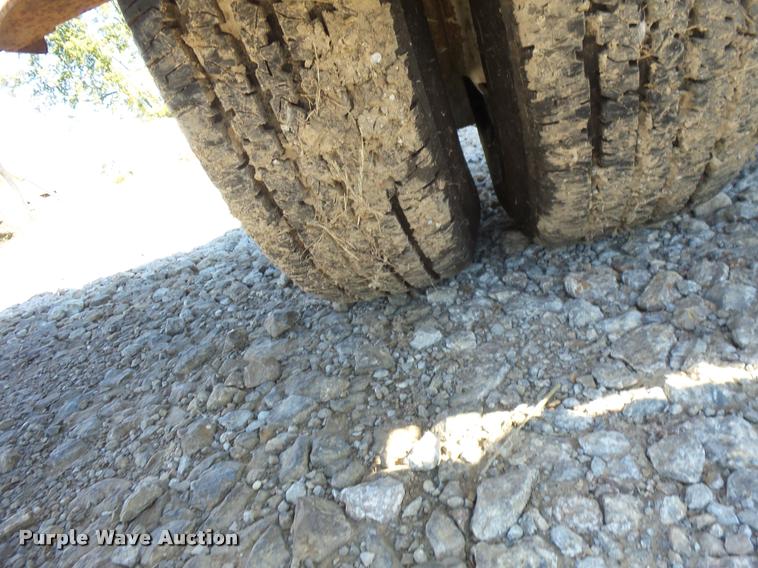 image for item AG9331 2001 Rob telescoping pole trailer