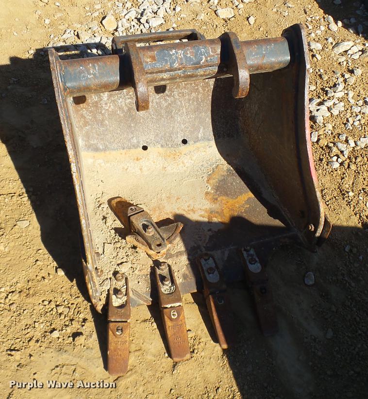 image for item AV9803 Bobcat excavator bucket