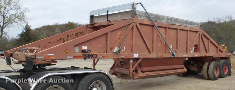 image for item AX9056 1988 Ranco bottom dump trailer