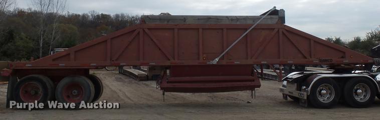 image for item AX9056 1988 Ranco bottom dump trailer