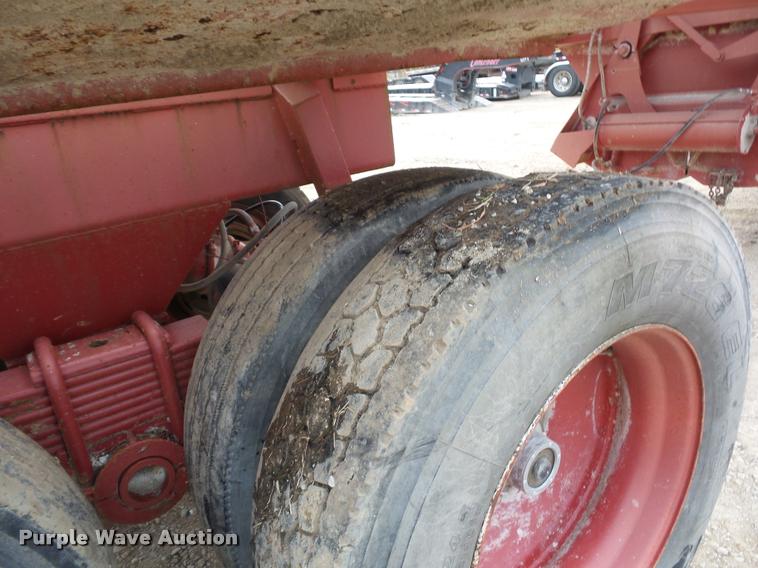 image for item AX9056 1988 Ranco bottom dump trailer