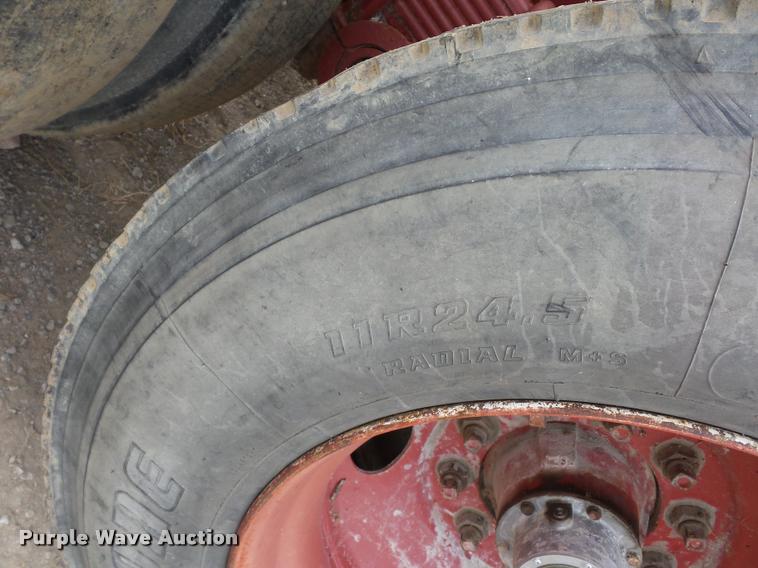 image for item AX9056 1988 Ranco bottom dump trailer