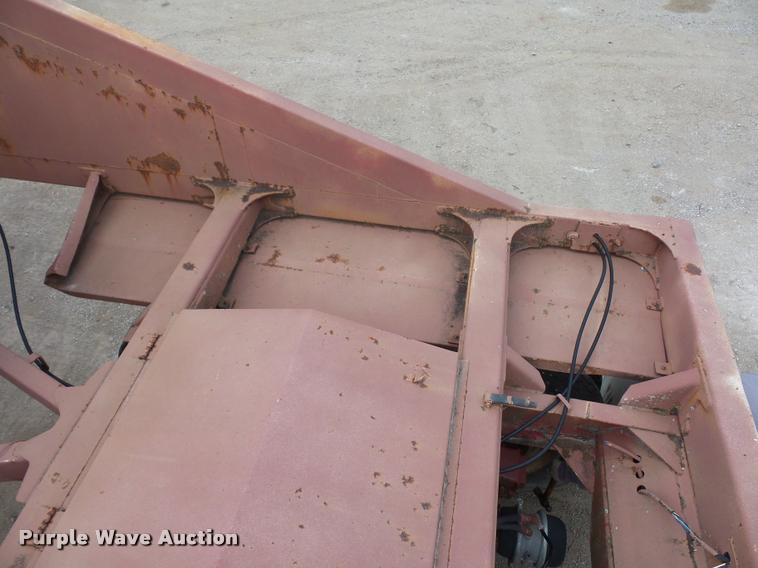 image for item AX9057 1988 Ranco bottom dump trailer