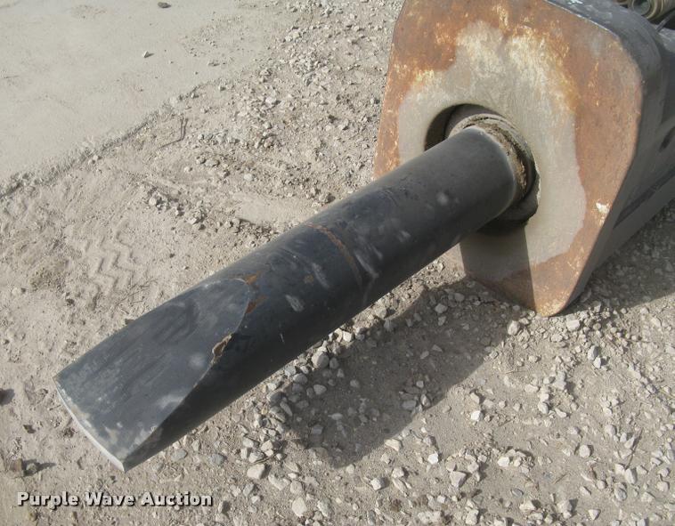 image for item BL9104 2010 Caterpillar H160DS hydraulic hammer
