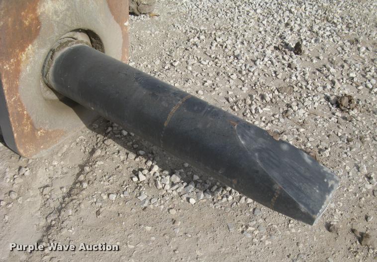 image for item BL9104 2010 Caterpillar H160DS hydraulic hammer