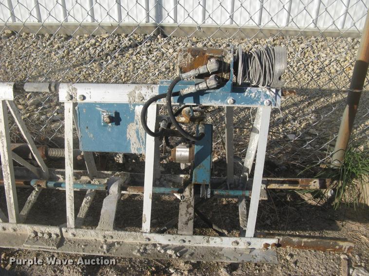 image for item BL9105 2010 Morrison vibrating screed