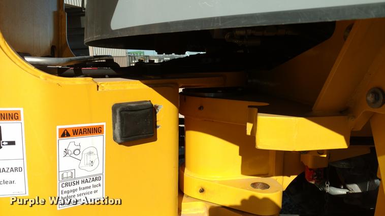 image for item BU9856 2013 New Holland W80B wheel loader