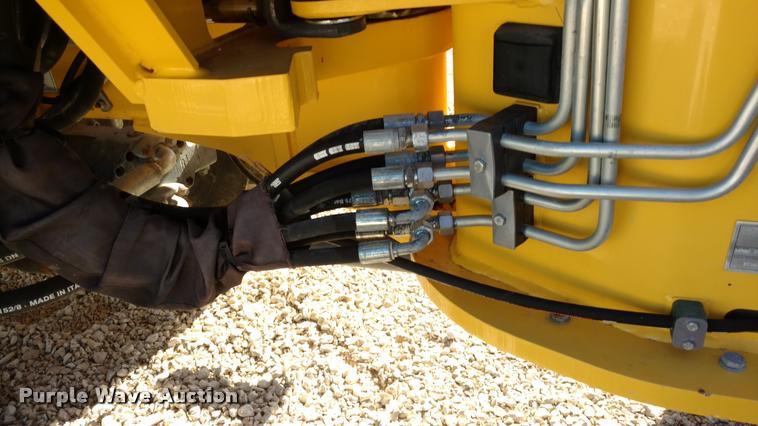 image for item BU9856 2013 New Holland W80B wheel loader