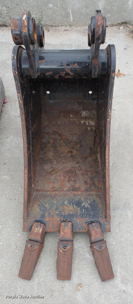image for item BW9630 Excavator bucket