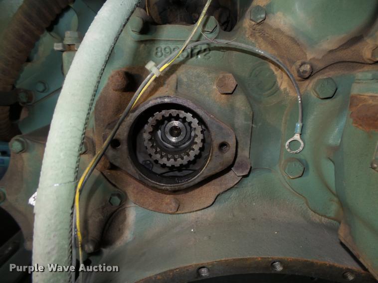 image for item CA9308 1988 Detroit Diesel Silver 92 V8 turbo diesel engine