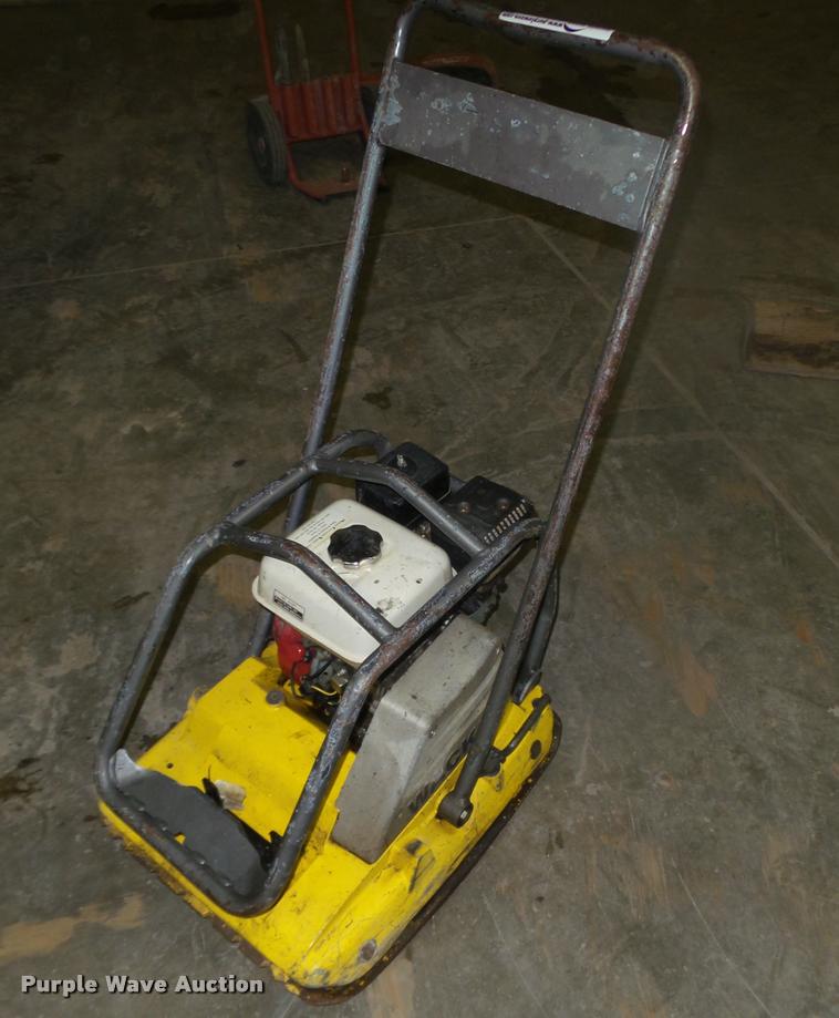 image for item CA9333 2000 Wacker WP1550A plate compactor