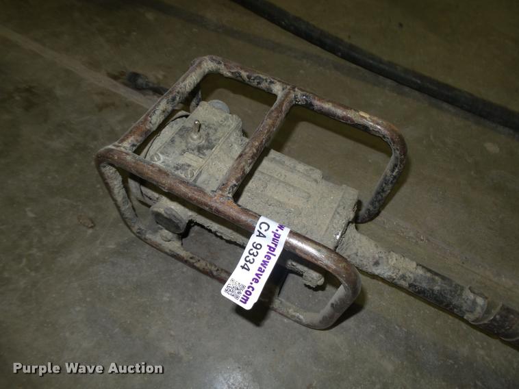 image for item CA9334 (2) concrete vibrators