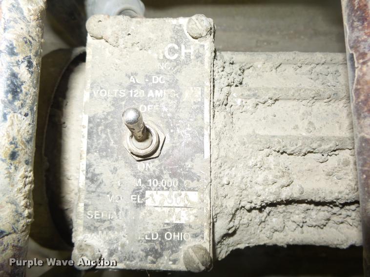 image for item CA9334 (2) concrete vibrators