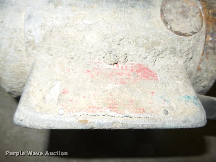 image for item CA9334 (2) concrete vibrators