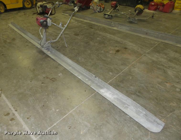 image for item CA9336 Concrete screed