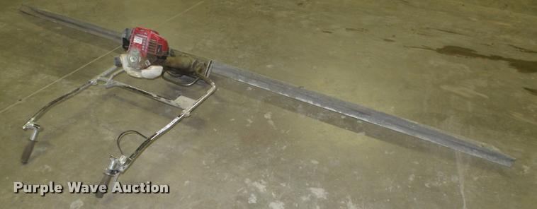 image for item CA9341 2014 Atlas Copco LBG1200 vibratory concrete screed