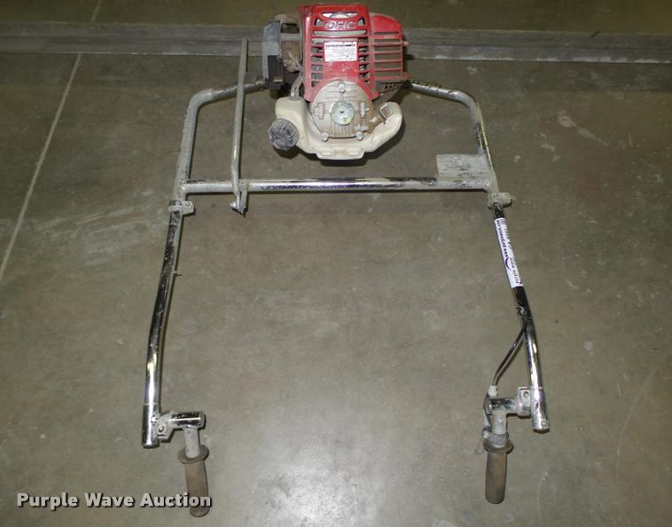 image for item CA9341 2014 Atlas Copco LBG1200 vibratory concrete screed