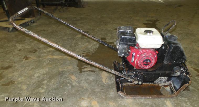 image for item CA9344 Stone Asphalt plate compactor