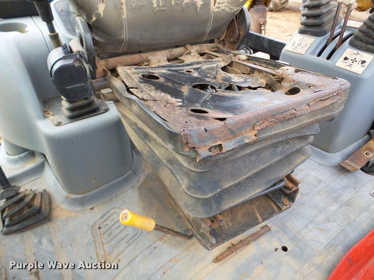 image for item DA2986 2001 JCB 214E backhoe