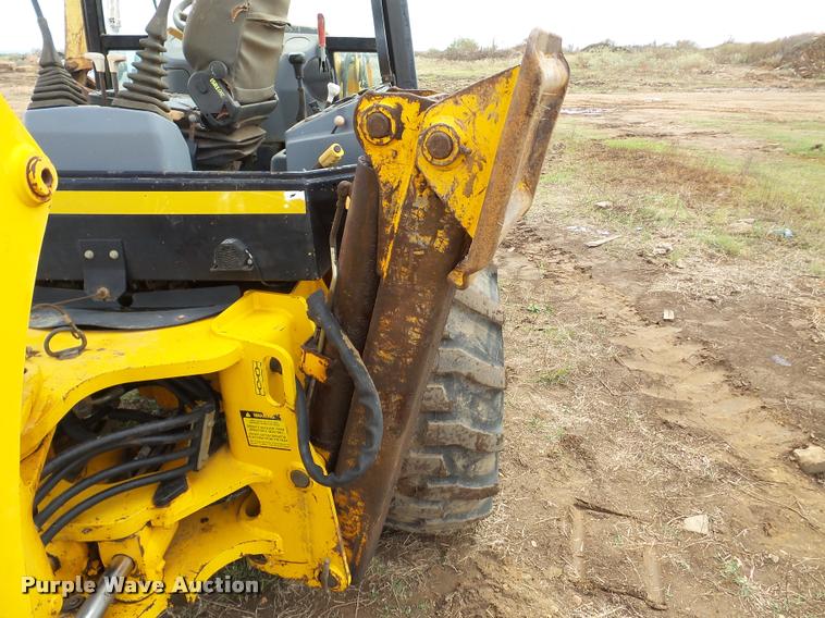 image for item DA2986 2001 JCB 214E backhoe
