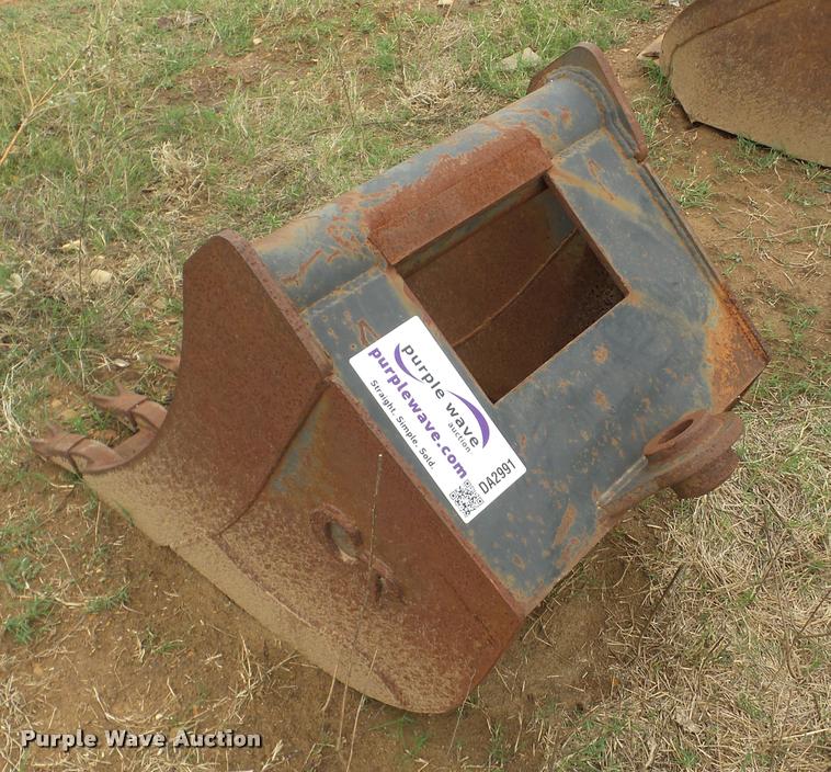 image for item DA2991 CP bucket