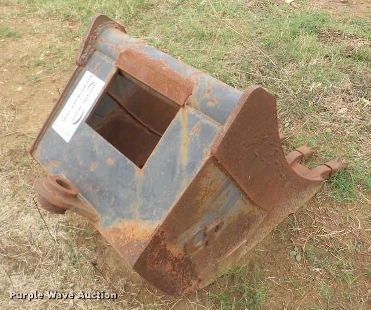 image for item DA2991 CP bucket