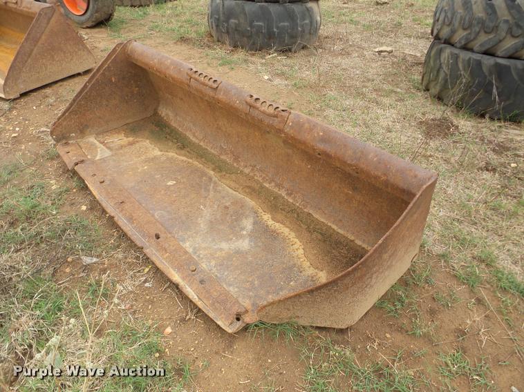 image for item DA2992 Skid steer bucket