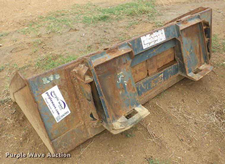 image for item DA2993 Skid steer bucket