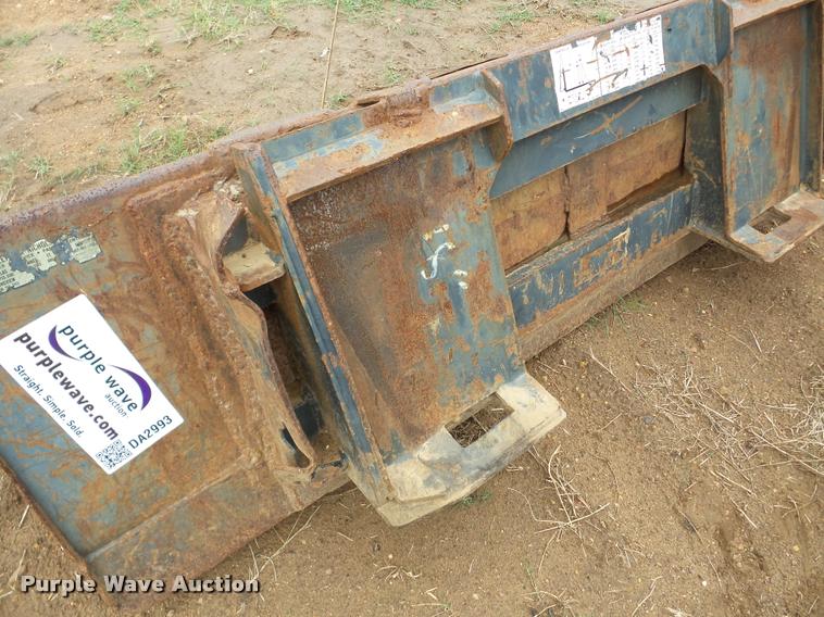image for item DA2993 Skid steer bucket
