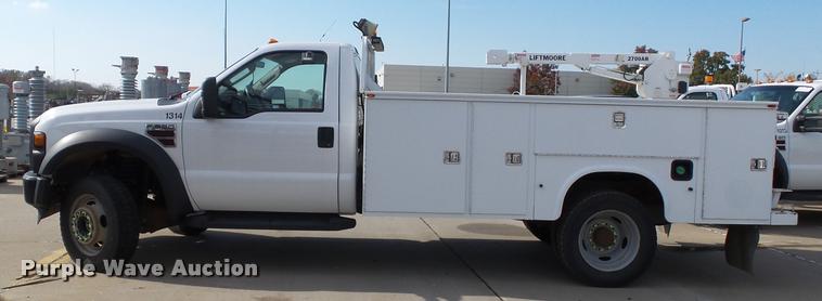 image for item DA3778 2008 Ford F550 Super Duty service truck with crane