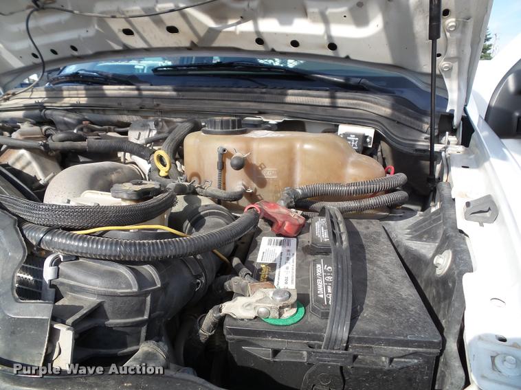 image for item DA3778 2008 Ford F550 Super Duty service truck with crane