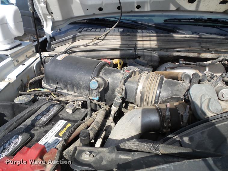 image for item DA3778 2008 Ford F550 Super Duty service truck with crane