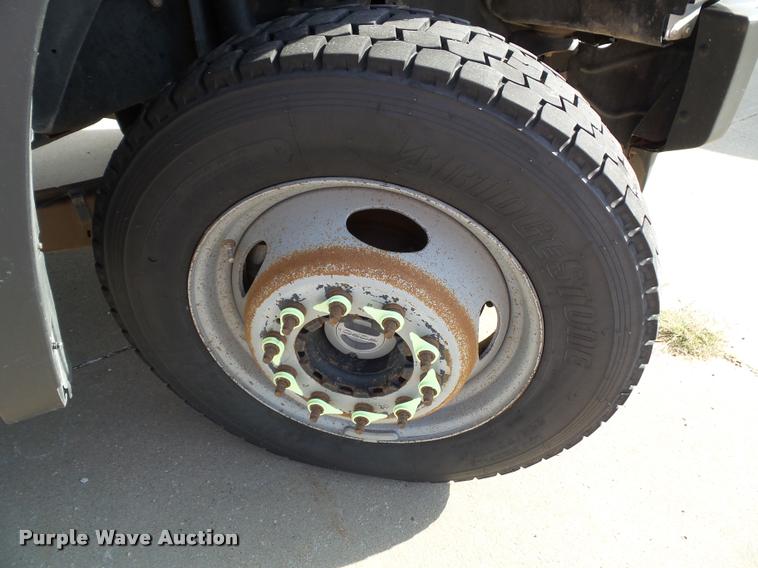 image for item DA3778 2008 Ford F550 Super Duty service truck with crane