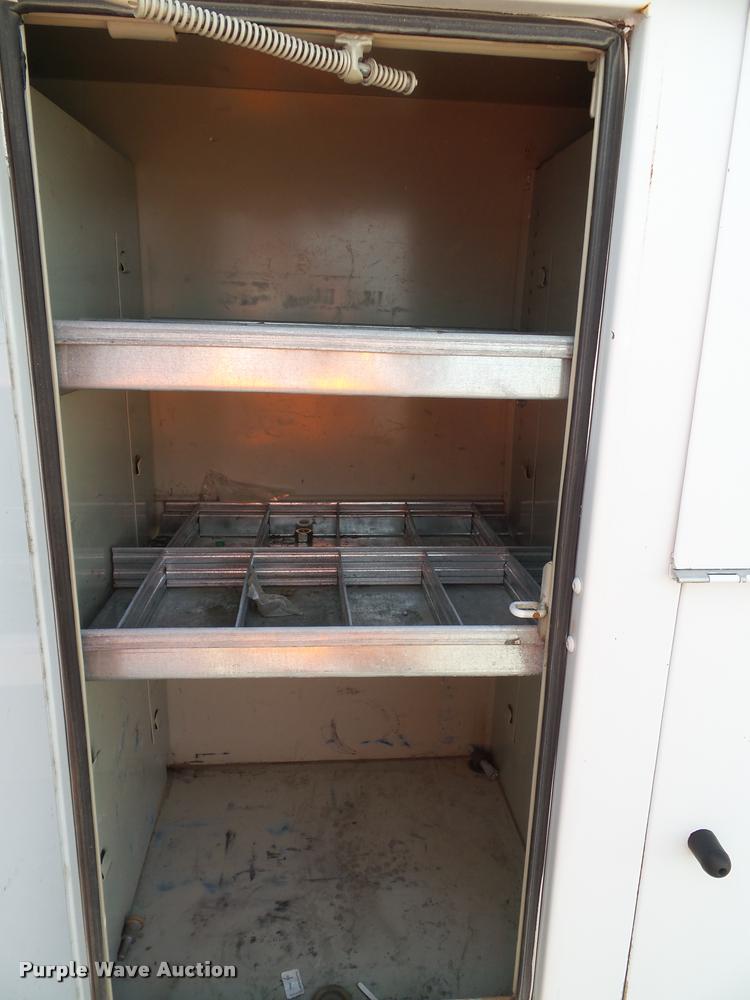 image for item DA3778 2008 Ford F550 Super Duty service truck with crane