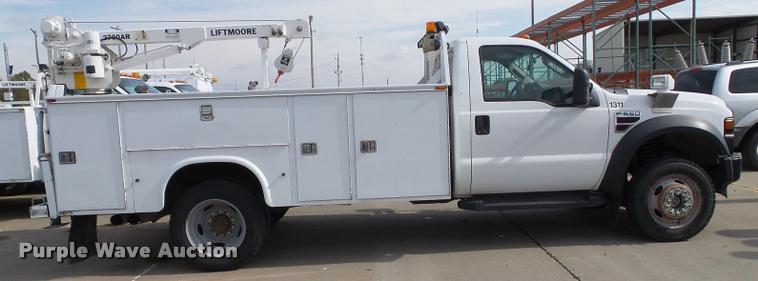 image for item DA3779 2008 Ford F550 Super Duty XL service truck with crane