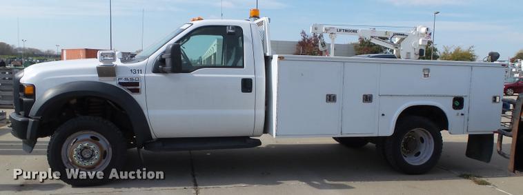 image for item DA3779 2008 Ford F550 Super Duty XL service truck with crane