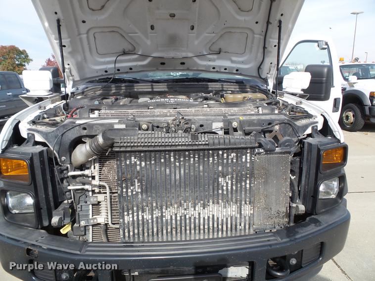 image for item DA3779 2008 Ford F550 Super Duty XL service truck with crane