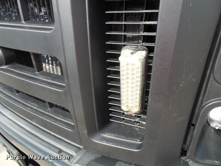 image for item DA3779 2008 Ford F550 Super Duty XL service truck with crane