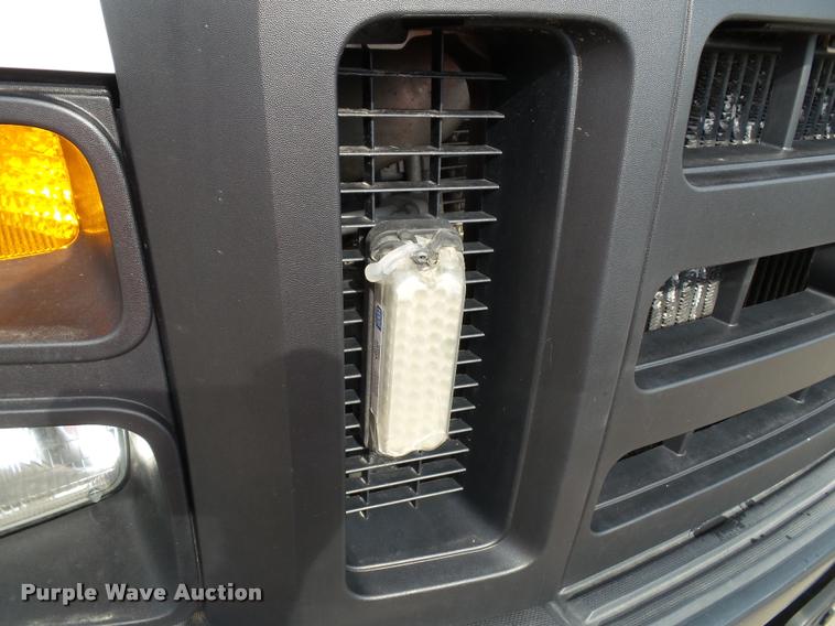 image for item DA3779 2008 Ford F550 Super Duty XL service truck with crane