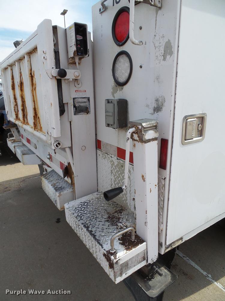 image for item DA3779 2008 Ford F550 Super Duty XL service truck with crane