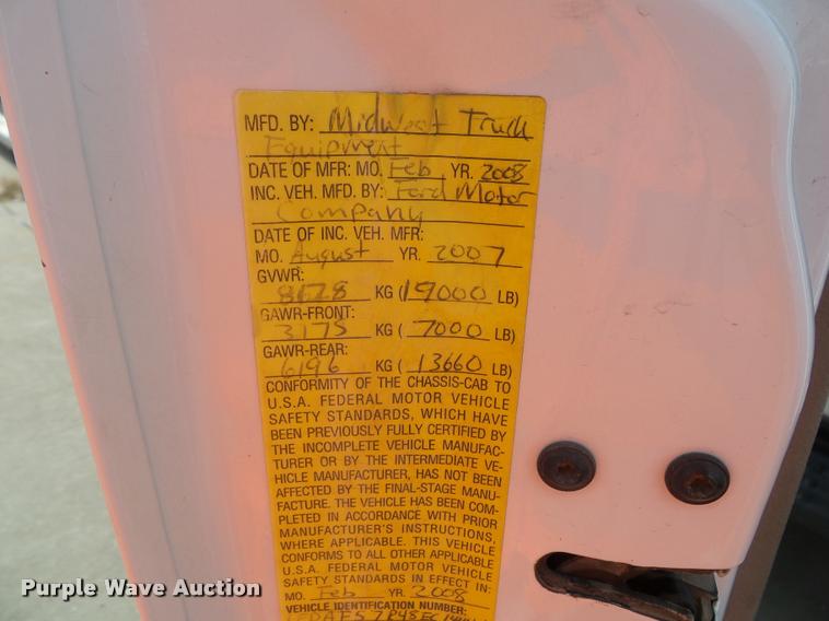 image for item DA3779 2008 Ford F550 Super Duty XL service truck with crane