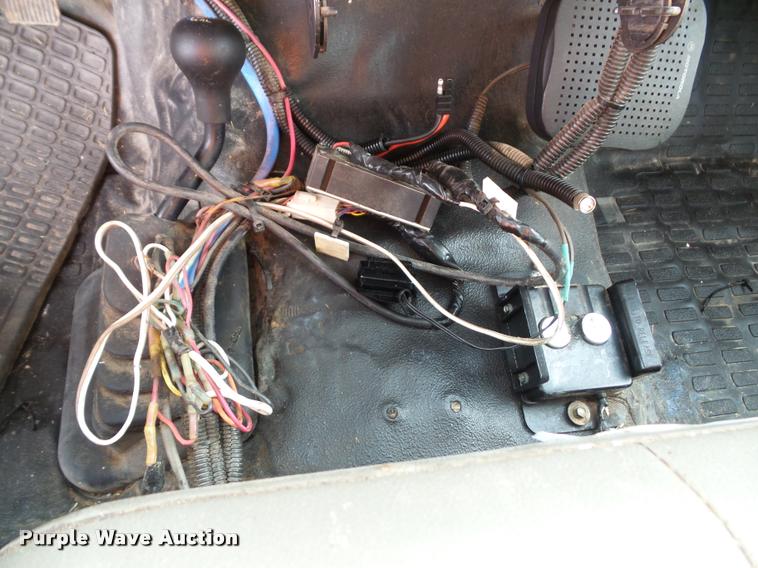 image for item DA3781 2008 Ford F550 Super Duty XL service truck with crane