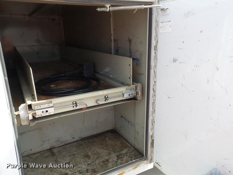 image for item DA3781 2008 Ford F550 Super Duty XL service truck with crane