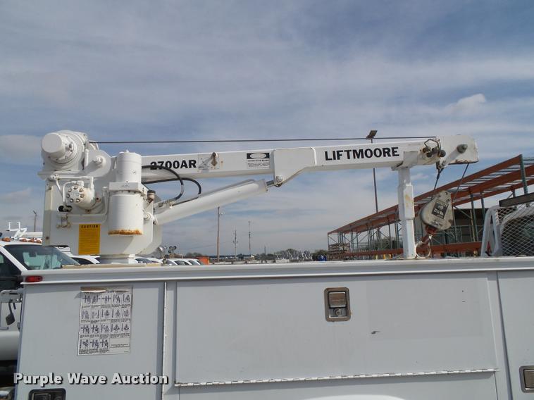 image for item DA3781 2008 Ford F550 Super Duty XL service truck with crane