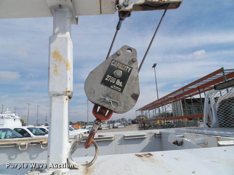 image for item DA3781 2008 Ford F550 Super Duty XL service truck with crane