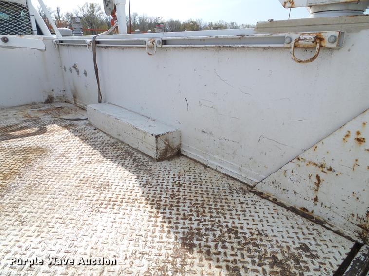 image for item DA3781 2008 Ford F550 Super Duty XL service truck with crane