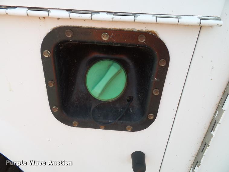 image for item DA3781 2008 Ford F550 Super Duty XL service truck with crane