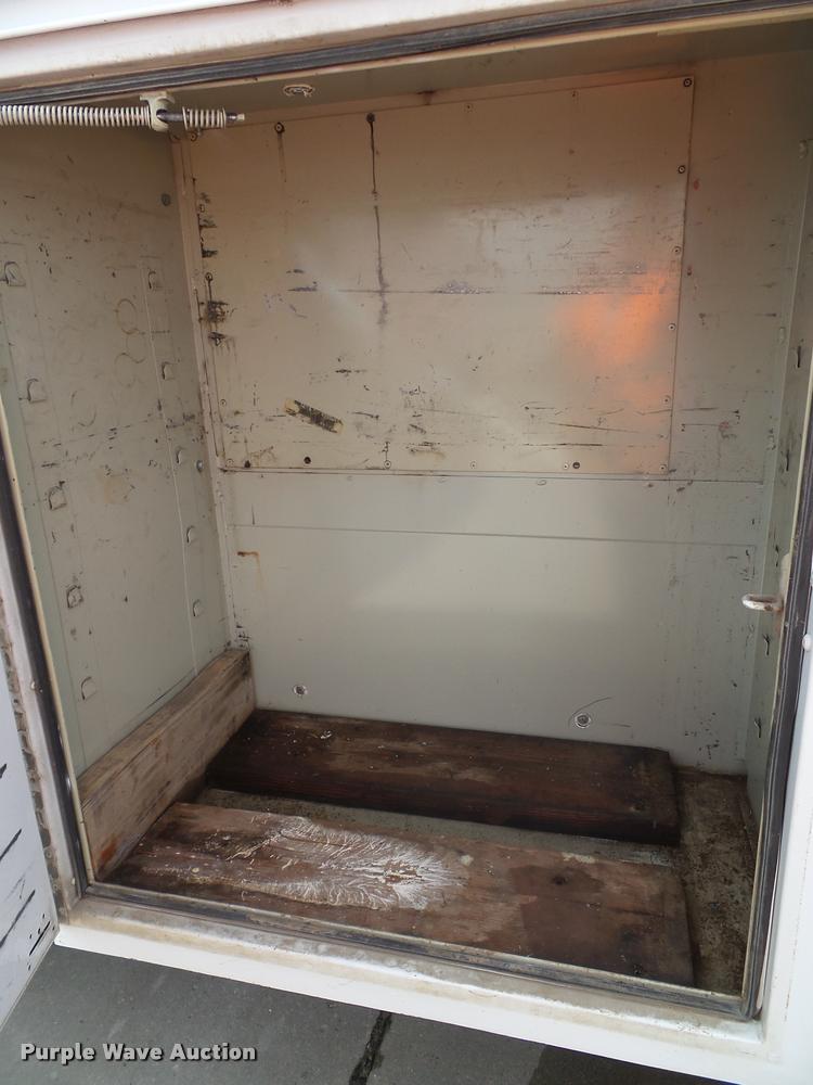 image for item DA3781 2008 Ford F550 Super Duty XL service truck with crane